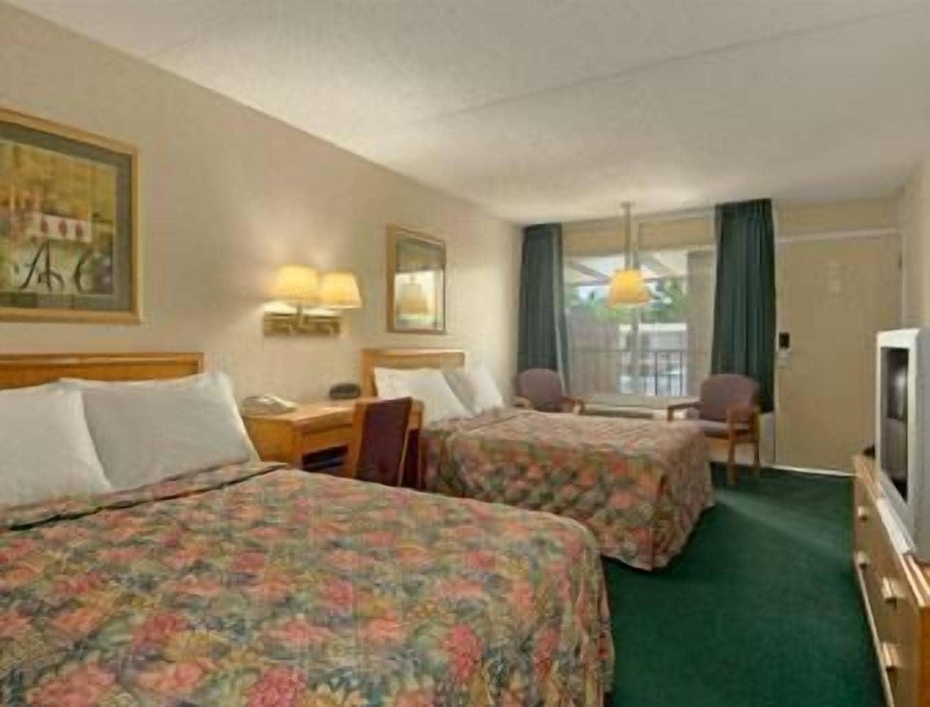 Days Inn By Wyndham Paducah Habitación foto
